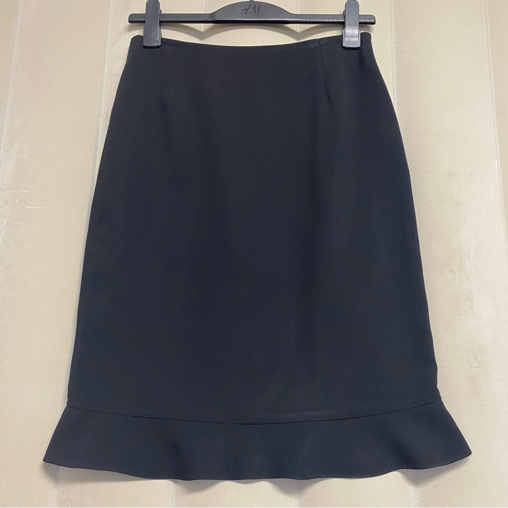 Vintage Neiman Marcus Women’s Skirt Size 8 Flounce Soft Ruffle Trim Quiet Luxury